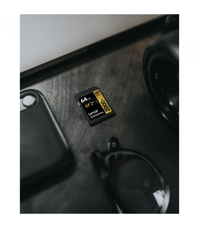 کارت حافظه ۶۴ گیگابایتی Lexar مدل Professional 2000x UHS-II SDXC