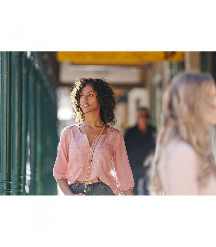 دوربین بدون آینه سونی مدل Sony Alpha a6700