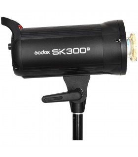 کیت فلاش استودیویی ۳ شاخه گودوکس Godox SK300II با گارانتی یک ساله