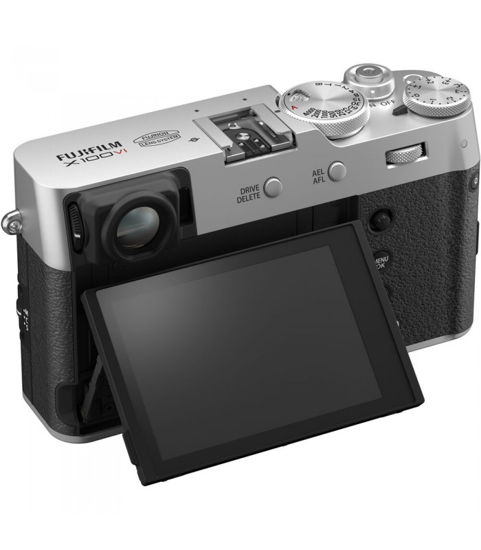 دوربین کامپکت فوجی فیلم مدل Fujifilm X100VI رنگ نقره‌ای
