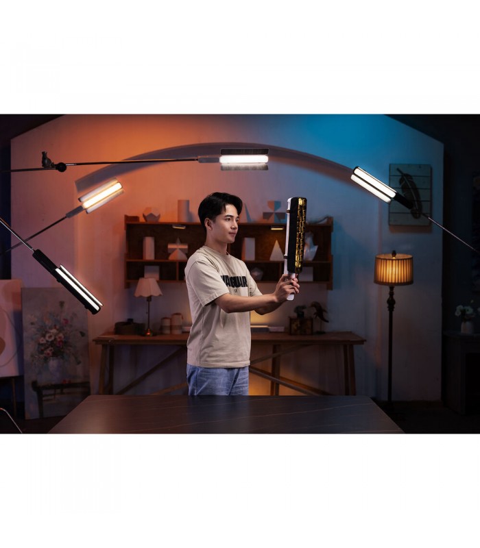 نور باتومی ژیون-تک مدل Zhiyun FIVERAY F100 RGB رنگ مشکی