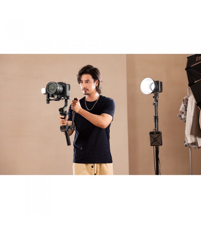 گیمبال سه محوره ژیون مدل Zhiyun CRANE 4