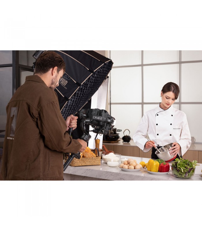 گیمبال سه محوره ژیون مدل Zhiyun CRANE 4