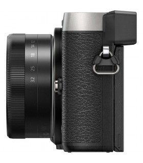 دوربین پاناسونیک مدل Panasonic Lumix DMC-GX85 نقره‌ای به همراه لنز ۳۲-۱۲ میلی‌متری