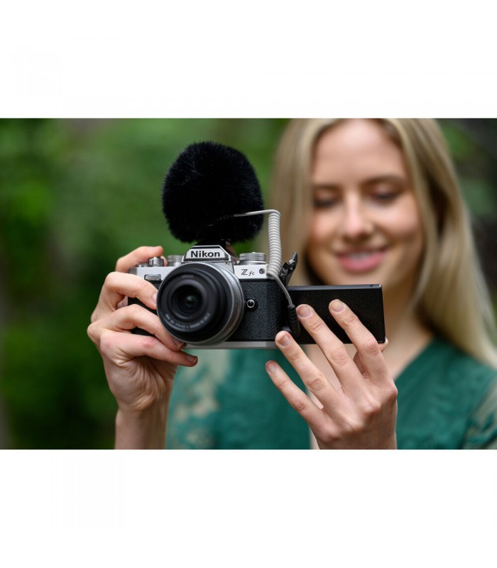 دوربین بدون آینه نیکون Nikon Z fc به همراه لنز NIKKOR Z 28mm f/2.8 SE