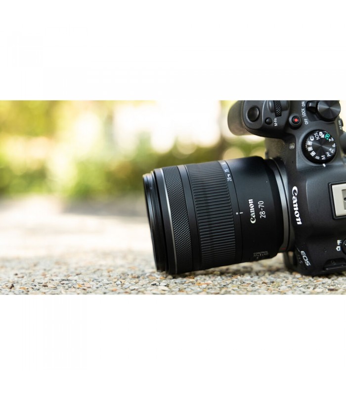 لنز کانن مدل Canon RF 28-70mm f/2.8 IS STM