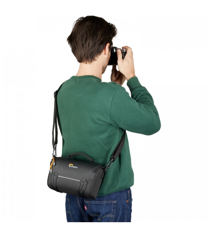 کیف دوربین شانه‌آویز لوپرو مدل Lowepro Adventura SH 160 III