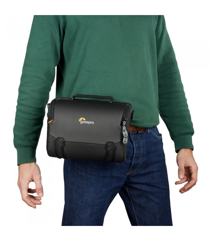 کیف دوربین شانه‌آویز لوپرو مدل Lowepro Adventura SH 160 III