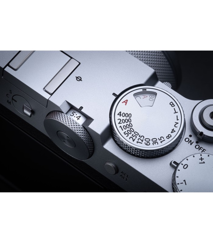 دوربین دیجیتال فوجی‌فیلم مدل FUJIFILM GFX100RF - رنگ نقره‌ای