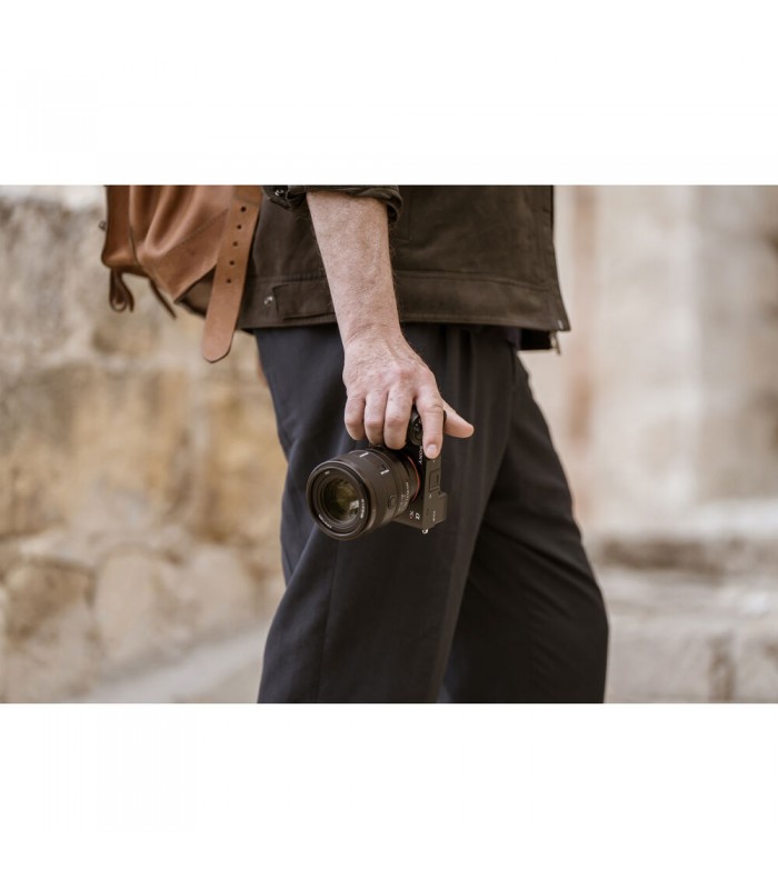 دوربین بدون آینه سونی a7CR - رنگ نقره‌ای