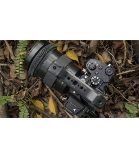 کیت هالف کیج دوربین تیلتا به همراه پایه مدل Tilta Kit with 15mm LWS Baseplate - سازگار با Sony a7R V