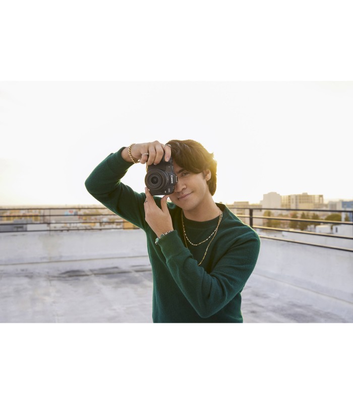 دوربین دیجیتال بدون آینه کانن مدل Canon EOS R8