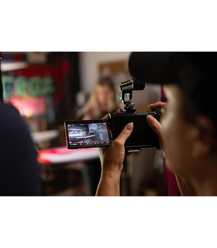 دوربین سینمایی نیکون مدل Nikon ZR 6K