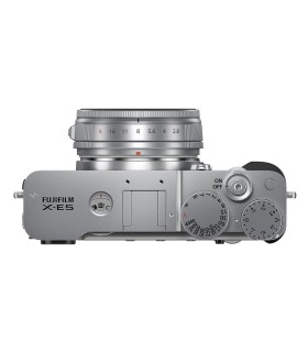 دوربین بدون‌آینه فوجی‌فیلم رنگ نقره‌ای مدل FUJIFILM X-E5 به همراه لنز XF 23mm f/2.8 R WR