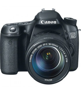 فروشگاه پیکسل - Canon EOS 70D + 18-135 STM