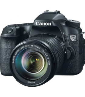 فروشگاه پیکسل - Canon EOS 70D + 18-135 STM