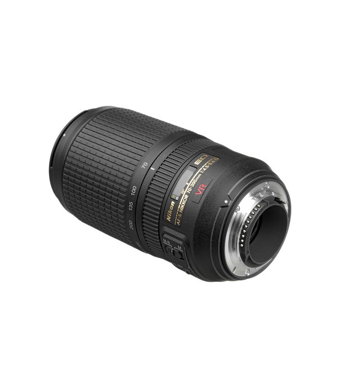 Nikon AF-S VR Zoom-NIKKOR 70-300mm f4.5-5.6G IF-ED