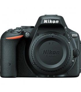 Nikon D5500 + 18-140