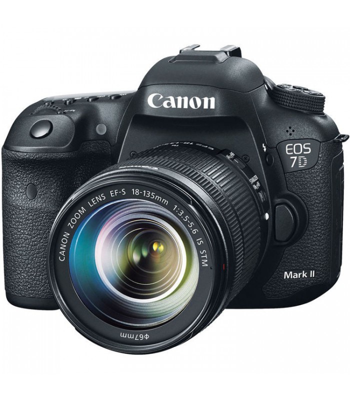 Canon EOS 7D Mark II + 18-135 STM