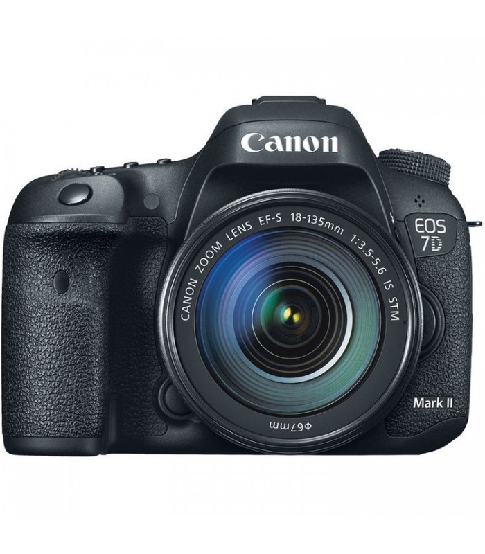 Canon EOS 7D Mark II + 18-135 STM
