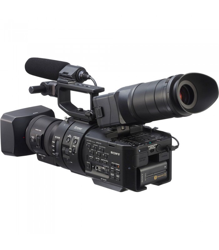Sony NEX-FS700R Super 35 Camcorder with 18-200mm f/3.5-6.3 PZ OSS Lens