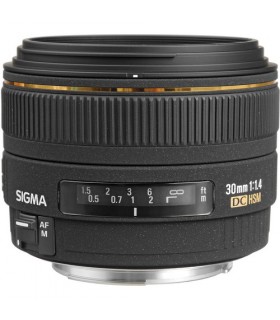 Sigma 30mm f1.4 EX DC HSM - Canon Mount