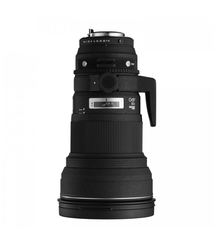 Sigma 300mm f2.8 APO EX DG - Canon Mount