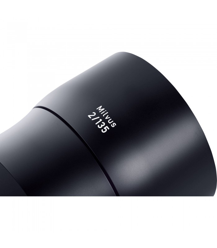 لنز زایس مدل Milvus 135mm f/2 ZE مخصوص دوربین‌های کانن
