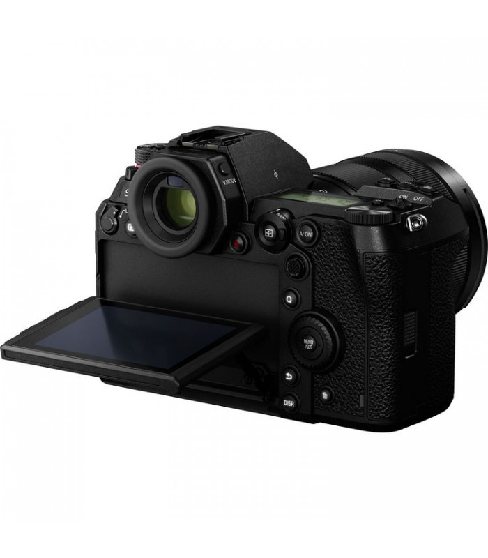 دوربین فول فریم بدون آینه پاناسونیک مدل Lumix DC-S1R