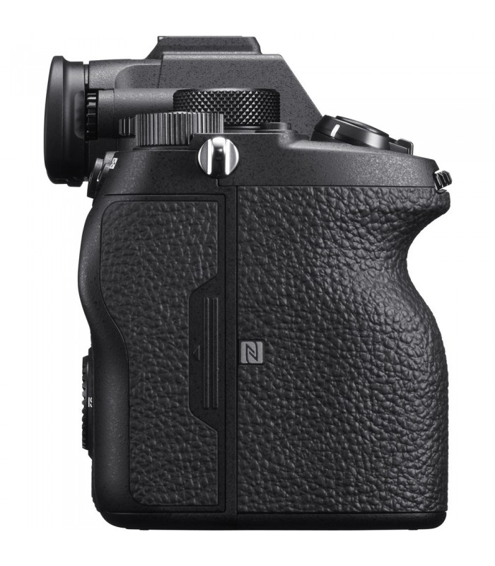 دوربین بدون آینه سونی a7R IV - بدنه