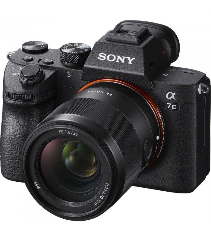 لنز سونی مدل FE 35mm f/1.8