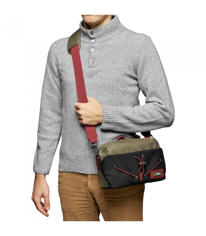 کیف شانه آویز نشنال جئوگرافیک مدل Iceland 2N1 NG IL 2350