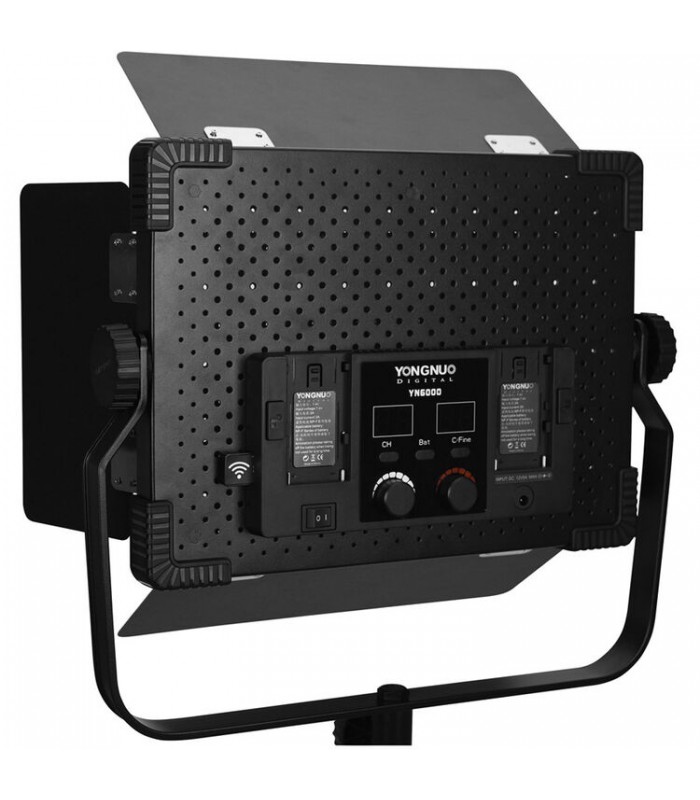نور پیوسته Yongnuo مدل YN6000 LED به همراه سافت باکس