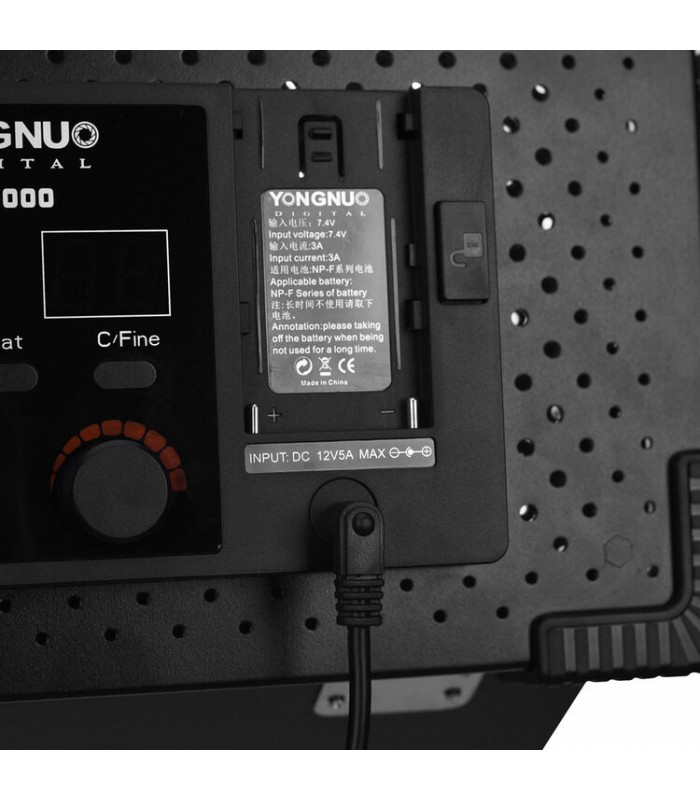 نور پیوسته Yongnuo مدل YN6000 LED به همراه سافت باکس