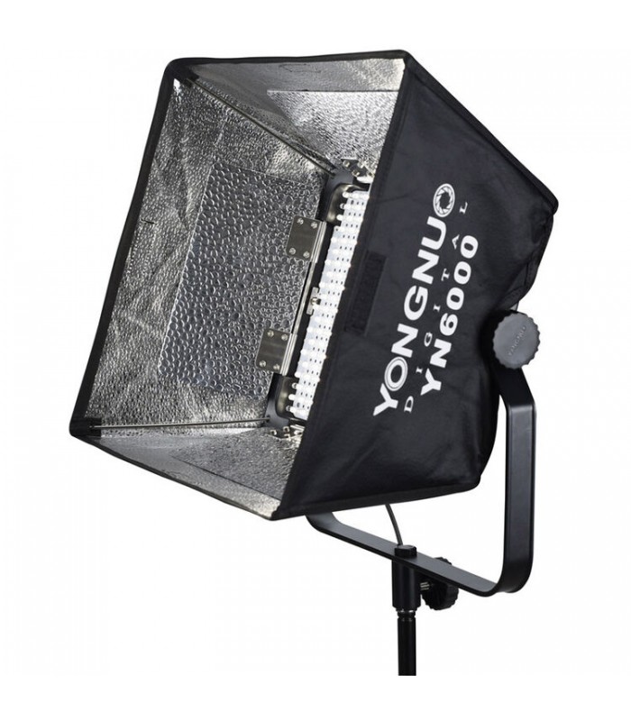 نور پیوسته Yongnuo مدل YN6000 LED به همراه سافت باکس