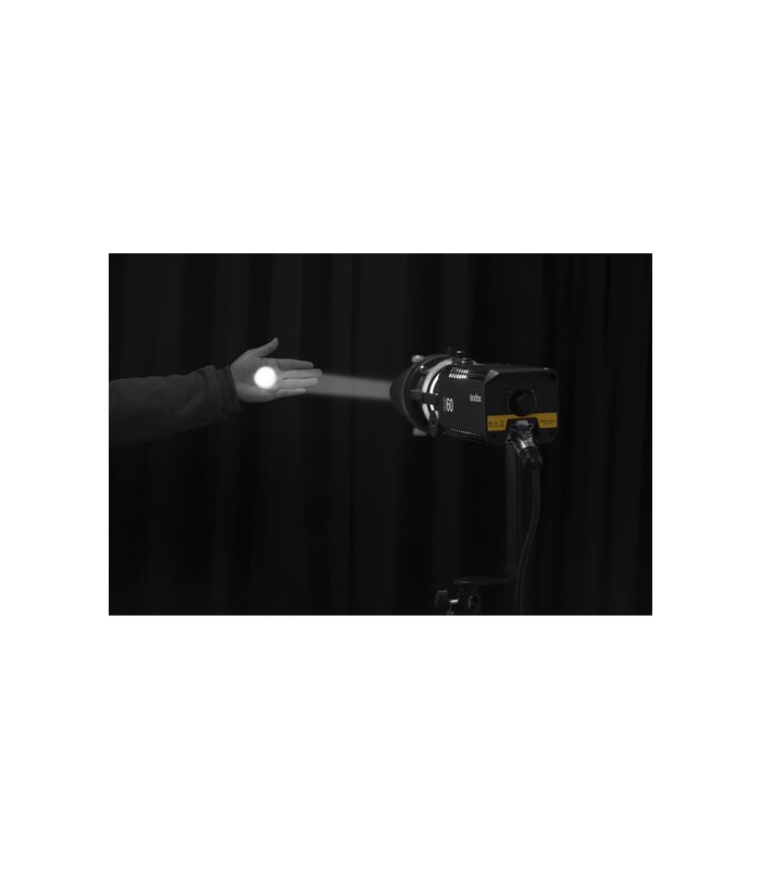 نور LED با قابلیت فوکوس گودوکس مدل Godox S60