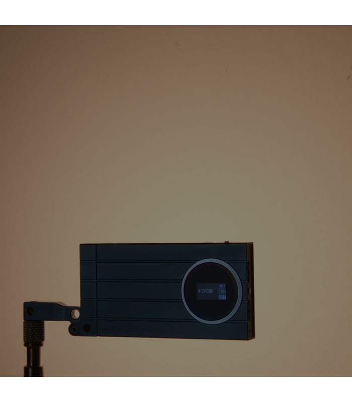 نور LED رو دوربینی گودوکس مدل Godox RGB Mini Creative M1