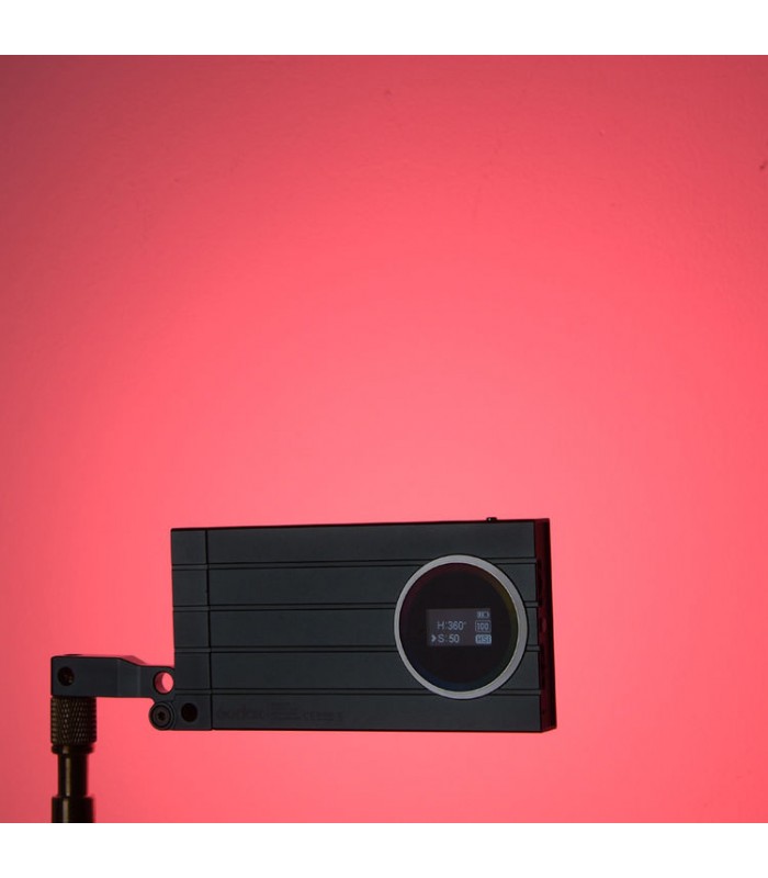 نور LED رو دوربینی گودوکس مدل Godox RGB Mini Creative M1