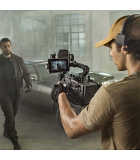 دوربین سینمایی گیمبال دار DJI مدل Ronin 4D 6K-کیت کمبو