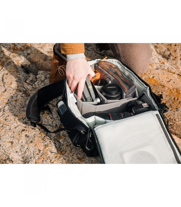 کوله پشتی عکاسی لوپرو مدل Lowepro Flipside 400 AW III رنگ مشکی