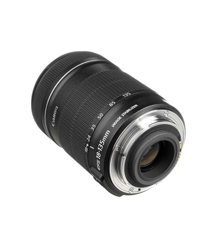 Canon EF-S 18-135mm f/3.5-5.6 IS