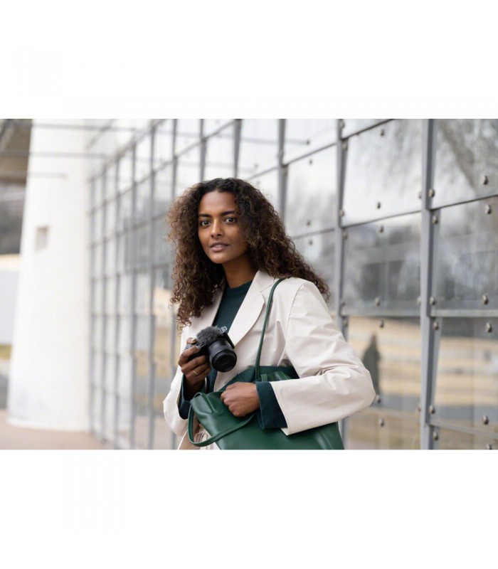 لنز سونی مدل E 11mm f/1.8