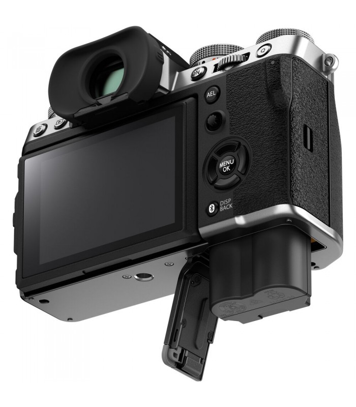 دوربین بدون آینه فوجی فیلم مدل Fujifilm X-T5 رنگ نقره‌ای همراه با لنز XF 18-55mm