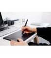 قلم نوری Wacom مدل Intuos Pro Creative - Small - رنگ مشکی