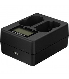 شارژر باتری فوجی‌فیلم مدل BC-W235 مناسب برای شارژ دو باتری NP-W235