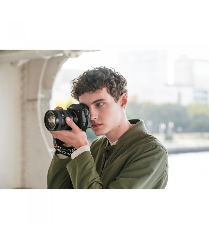 لنز سونی مدل FE 20-70mm F4 G