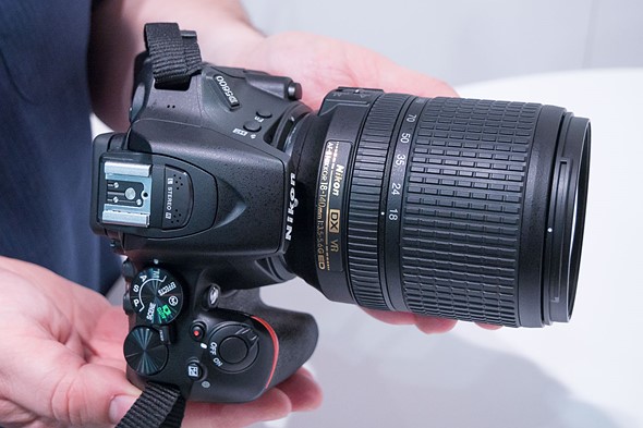 مقایسه Nikon D5600 با Canon 800D