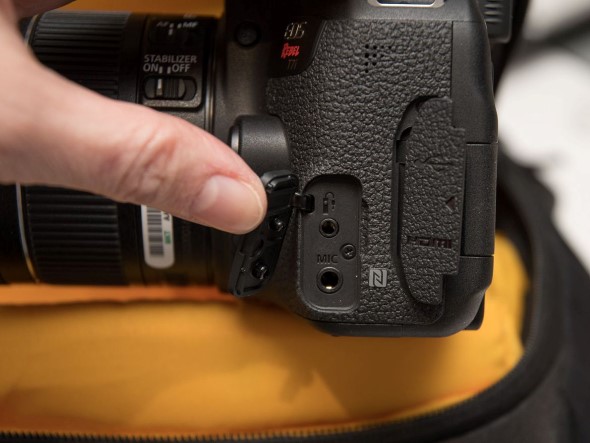 مقایسه پورت های Nikon D5600 در برابر Canon 800D