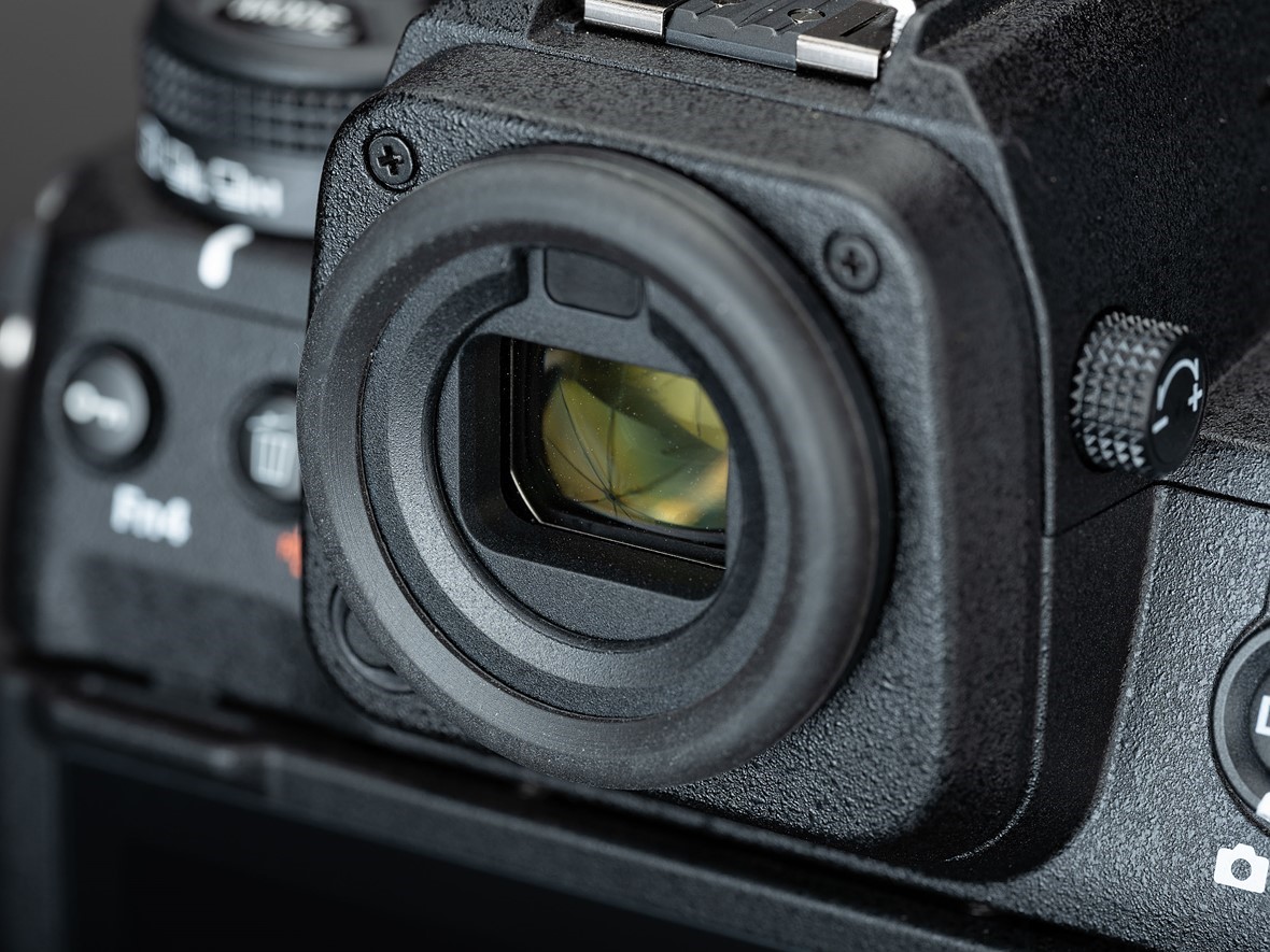 منظره‌یاب دوربین نیکون Z9