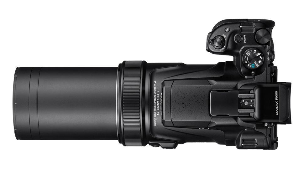 دوربین نیکون P1000